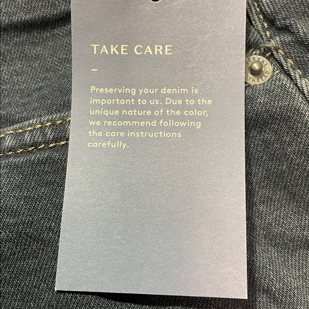 π Universal Thread Women's High Rise Denim Back Slit Midi Skirt Dark Wash | NWT - Picture 7 of 11